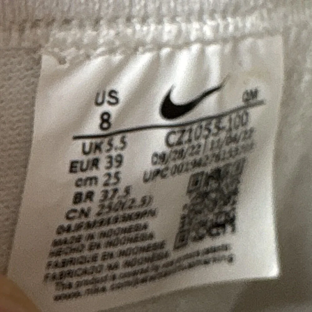 Nike Blazer Mid 77 White Black Womens US Size 8 EUR 39 CZ1055-100 Sneakers
